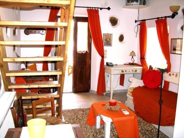 Porfyrousa Traditional Hotel Milopotamos  Екстер'єр фото